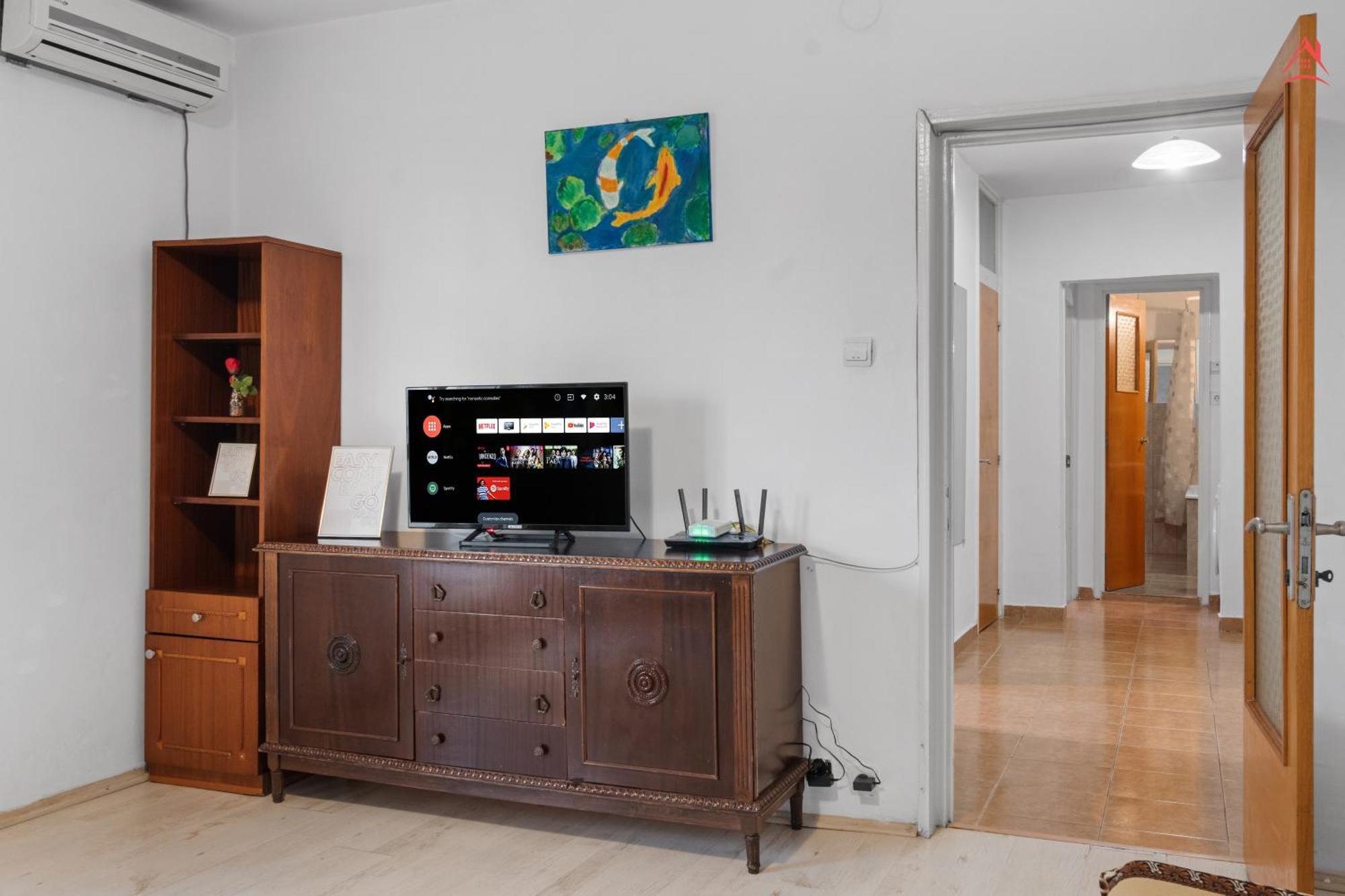 Dristor Large And Cozy Apartment Bucharest Exterior photo